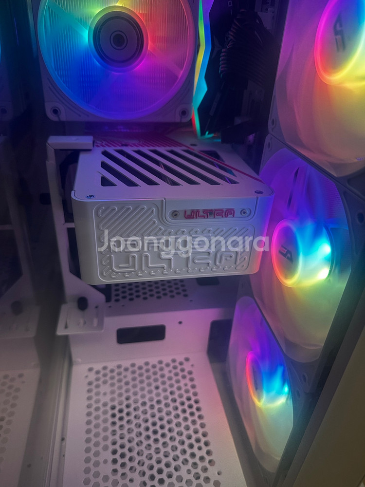 7800X3D 5070TI 데스크탑 팝니다~--0