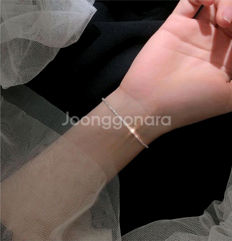 여성 은팔찌 1+1 무료배송 새상품--1