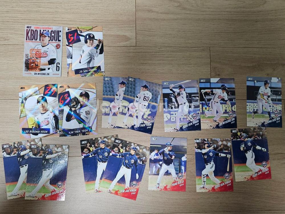 kbo 카드 판매합니다(삼성 롯데 엔씨 제외)--0