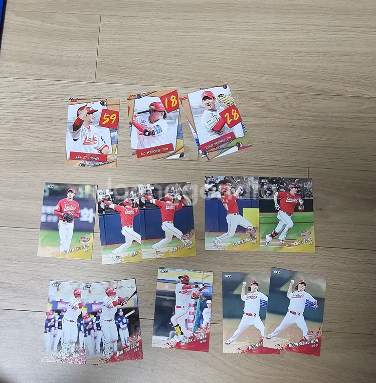 kbo 카드 판매합니다(삼성 롯데 엔씨 제외)--4