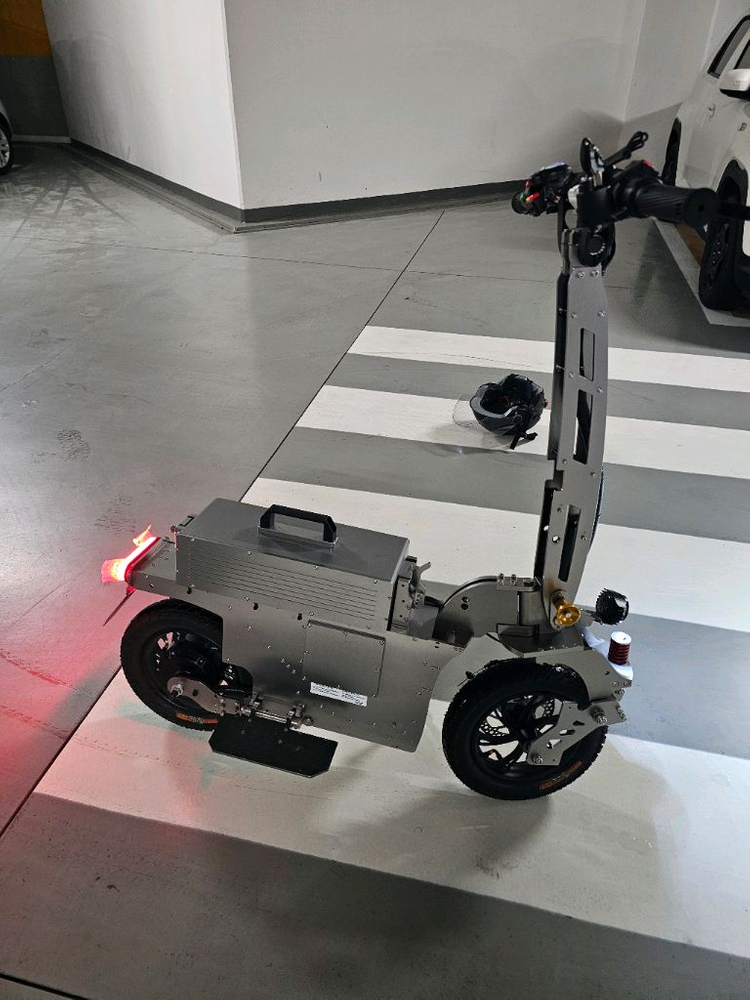 위페드 미니고싱글 팝니다.--4