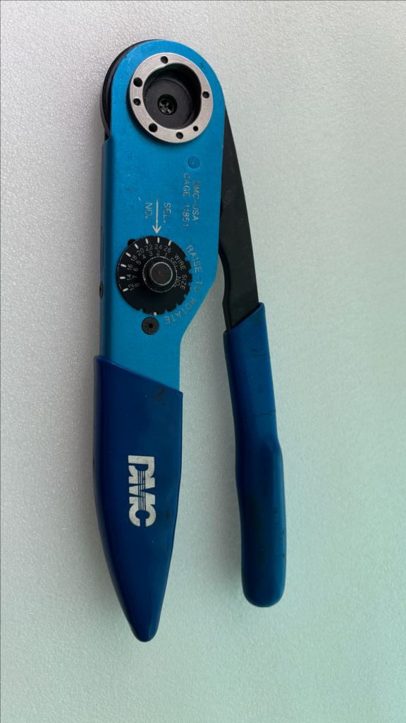 DMC crimping tool M22520/2-01--0