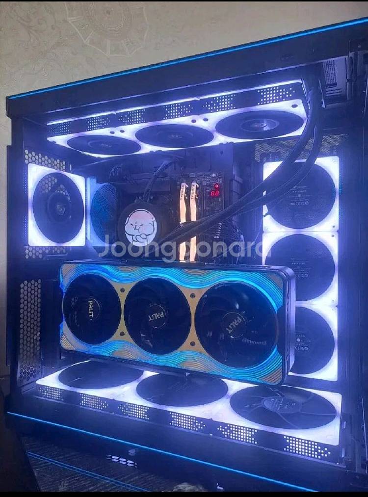 리안리 터프팬 9800x3D rtx5080 튜닝 컴퓨터--0