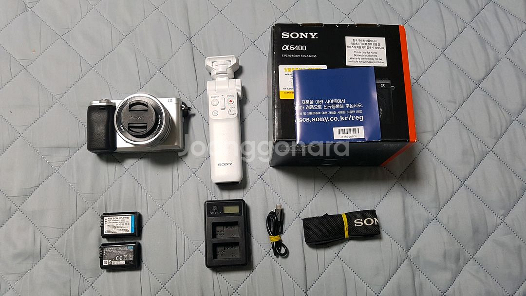 소니 미러리스 카메라 a6400 + 슈팅그립--0