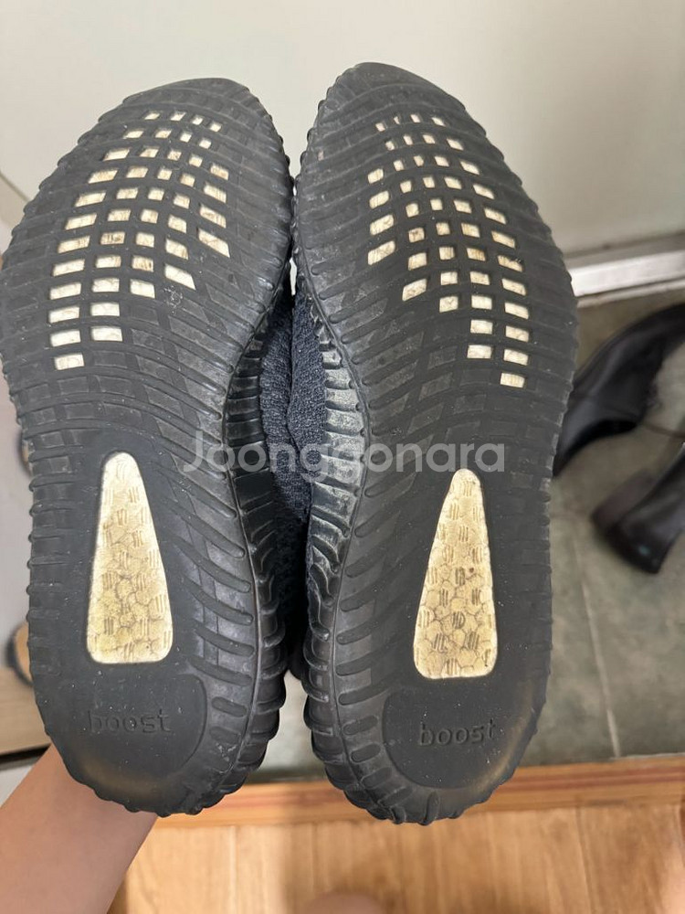 이지부스트350V2 블랙--3