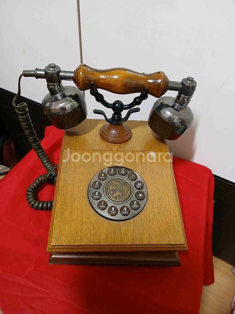 옛날 전화--0