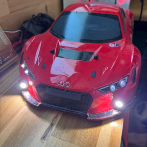 교쇼 FAZER Mk2 아우디 R8 LMS 2015