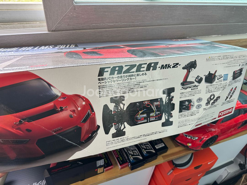 교쇼 FAZER Mk2 아우디 R8 LMS 2015--3