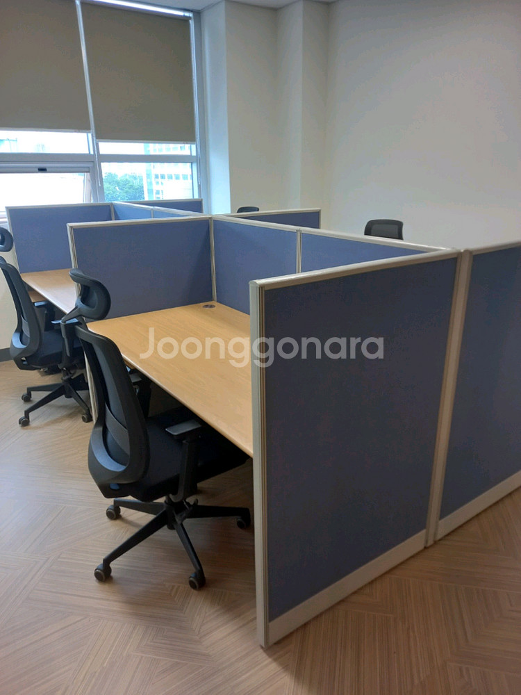 파티션 책상 의자 철제캐비넷 철재옷장 원탁 작업탁자--6