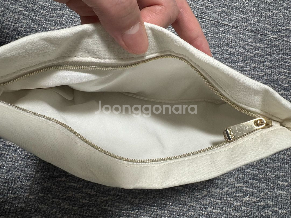 정품 디올 뷰티 화장품파우치--1