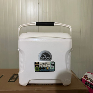 이글루 아이스박스 컨투어 마린 30QT(28L)
