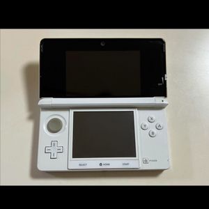 닌텐도 3ds 화이트 일본판