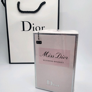 디올 부케 100ml 새상품 무료배송