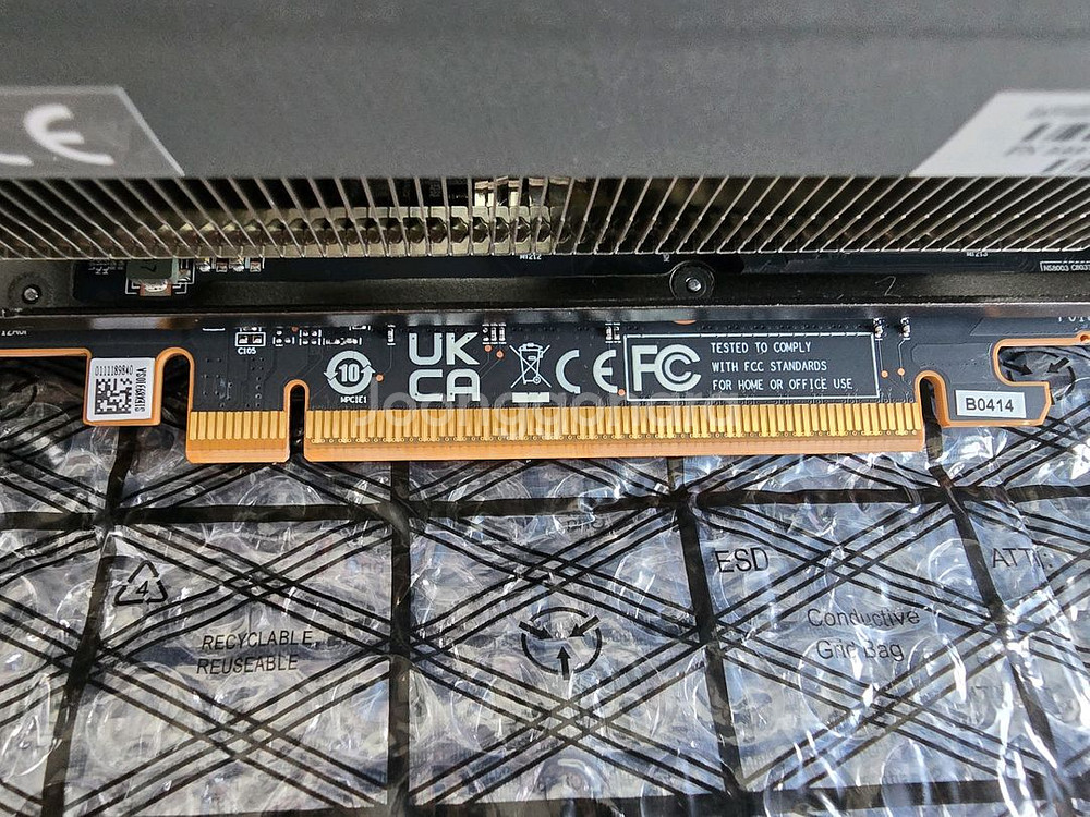 RX 9070XT 16GB 니트로 그래픽카드 팝니다--3
