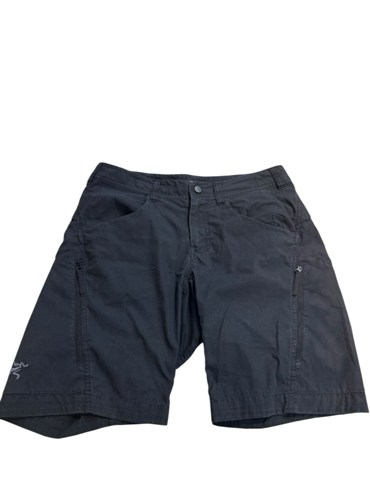 아크테릭스반바지남성 허리30스토우쇼츠9.5 단종모델 이미지