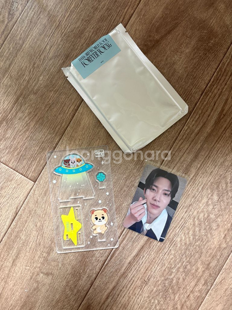 데이식스 아크릴 스탠드 원가양도(도운 낮)+도운 포카--0
