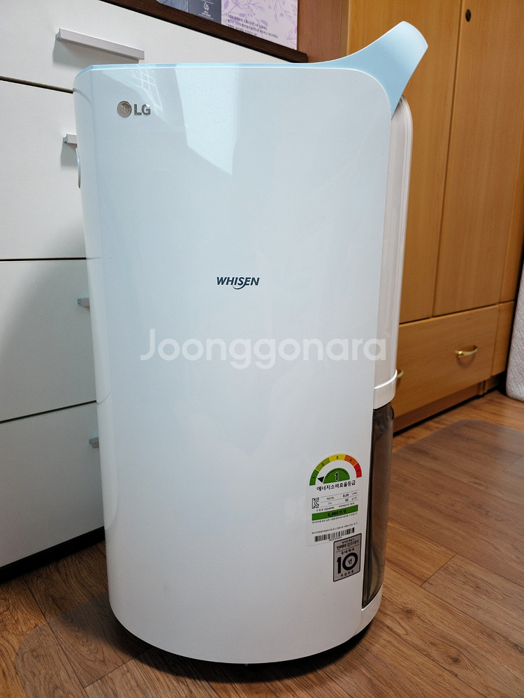 LG 휘센 제습기 DQ168PBE 모델 판매합니다.--0