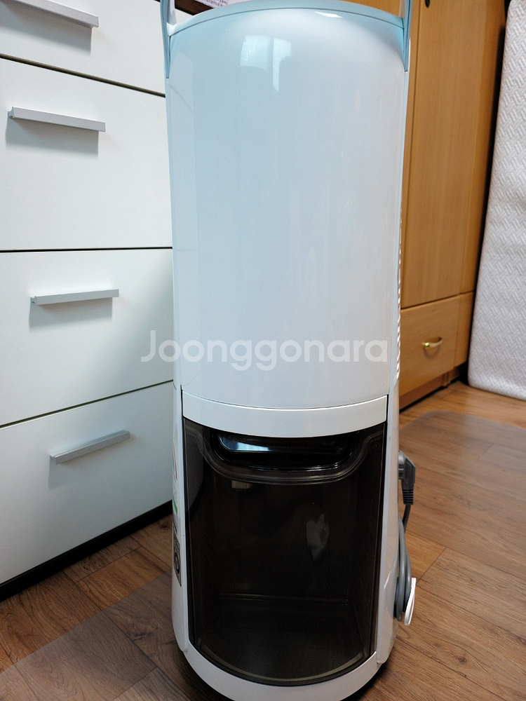 LG 휘센 제습기 DQ168PBE 모델 판매합니다.--3