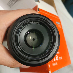 sony 35mm f1.8 oss