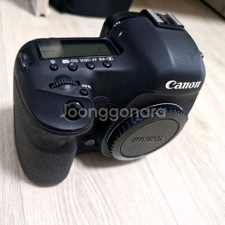 Canon EOS 5D Mark III 직거래 74만--1