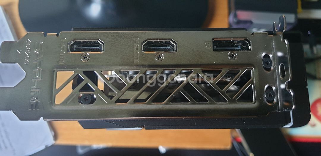 RX 9060 XT PULSE OC D6 8GB--2