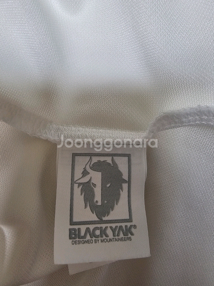 블랙야크 흰색 반팔 폴로티 남자100--6