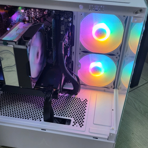 i3 13100f rx 6600 가성비 컴퓨터 팝니다