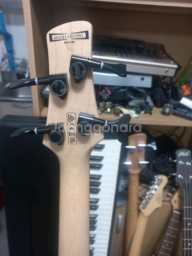 아이바네즈 GRG 200B 베이스기타--3