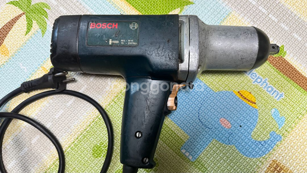 보쉬 GDS 18E 전기 임팩트 렌치 출력 500W--2