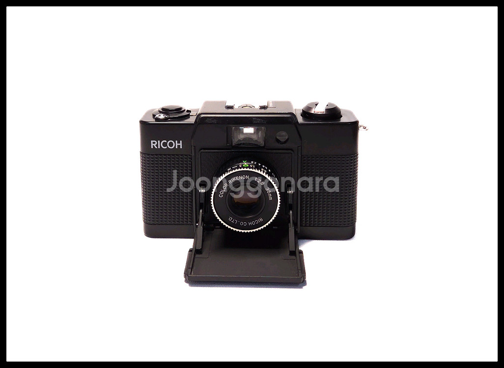 RICOH FF-1. 미니 필카.후레쉬 포함--2