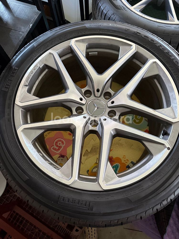 지바겐 25년 G63 순정 휠+타이어/500km 미만--2