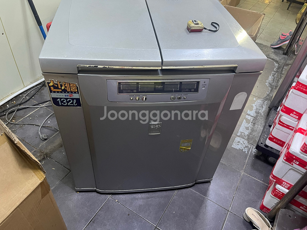 삼성 김치냉장고 132L--0