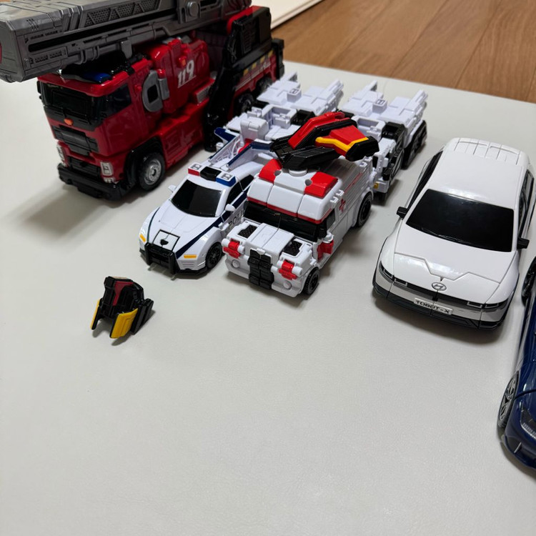 또봇 장난감 일괄 이미지