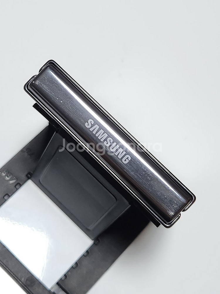 갤럭시Z플립5 256G 무잔상 퍼플 51796--4