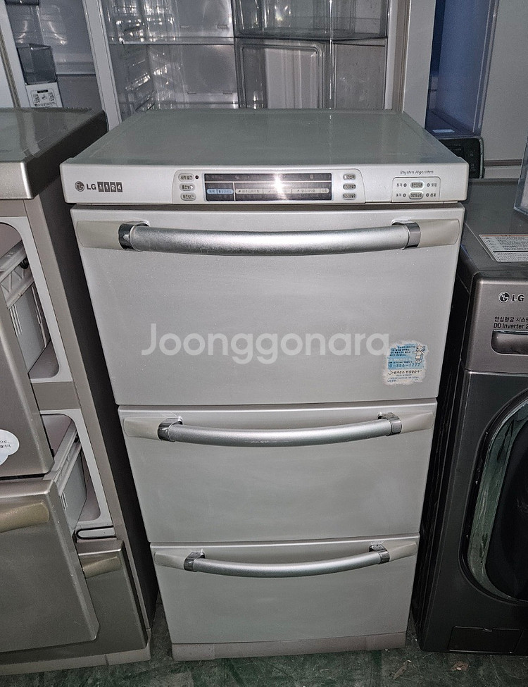 48 (무료배송설치) 중고김치냉장고 3단서랍식 140L--0