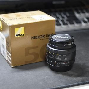 AF 니콘 f/1.8d 50mm 렌즈