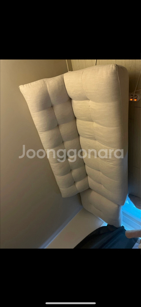 타미 3인 아이보리 패브릭 소파--1