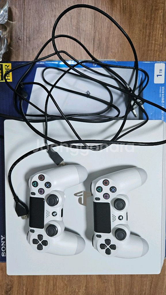 ps4 pro 타이틀 13개 포함 일괄 판매합니다.--0