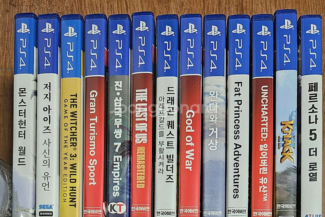 ps4 pro 타이틀 13개 포함 일괄 판매합니다.--2