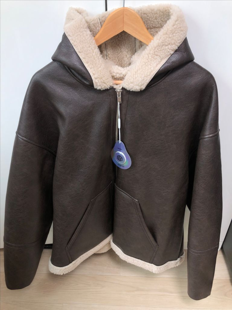 어반스터프 후디드 무톤 파카 팝니다. 새상품. 무스탕 이미지