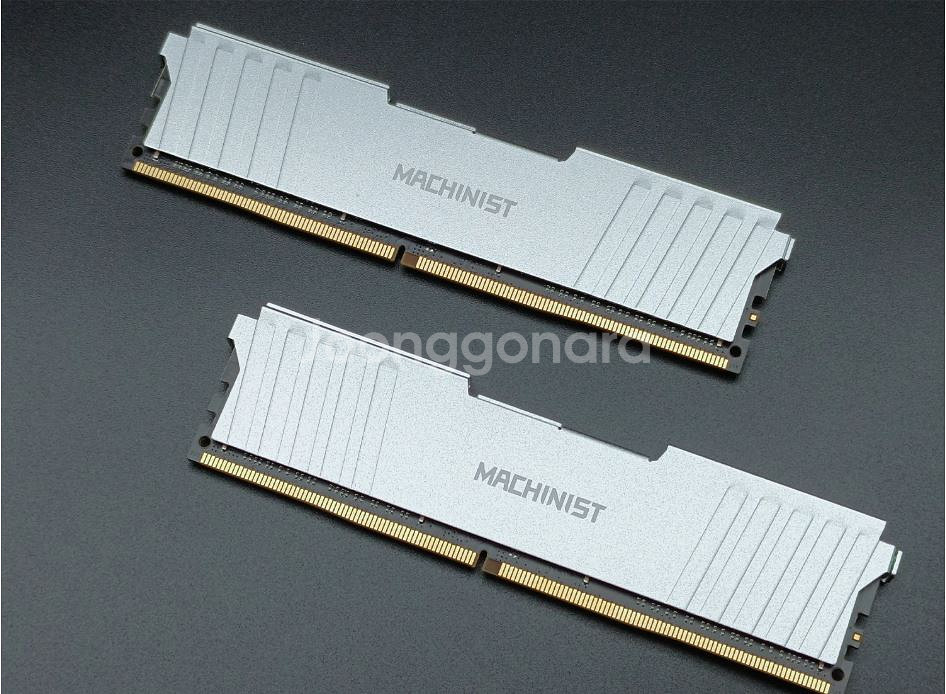 MACHINIST DDR4 2666 램 16GB X2--0