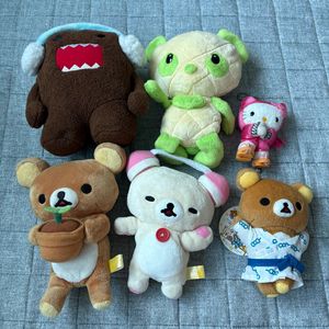 고전 리락쿠마 코리락쿠마 헬로키티 메론판다 도모군 인형