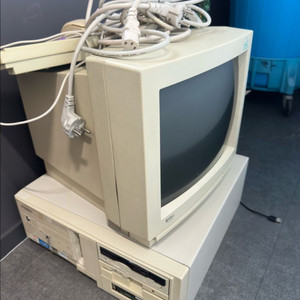 옛날모니터 crt모니터 옛날컴퓨터케이스