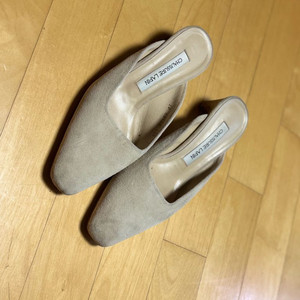 235 쇼쉬르라팡 여성 구두 뮬 아이보리