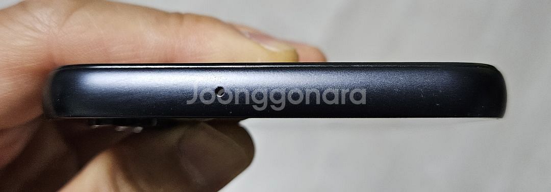갤럭시 A24 블랙 128GB 싸게 팝니다.--3