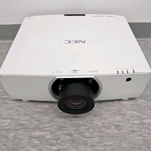 빔프로젝터 nec pa723u 7200 빔프로젝트