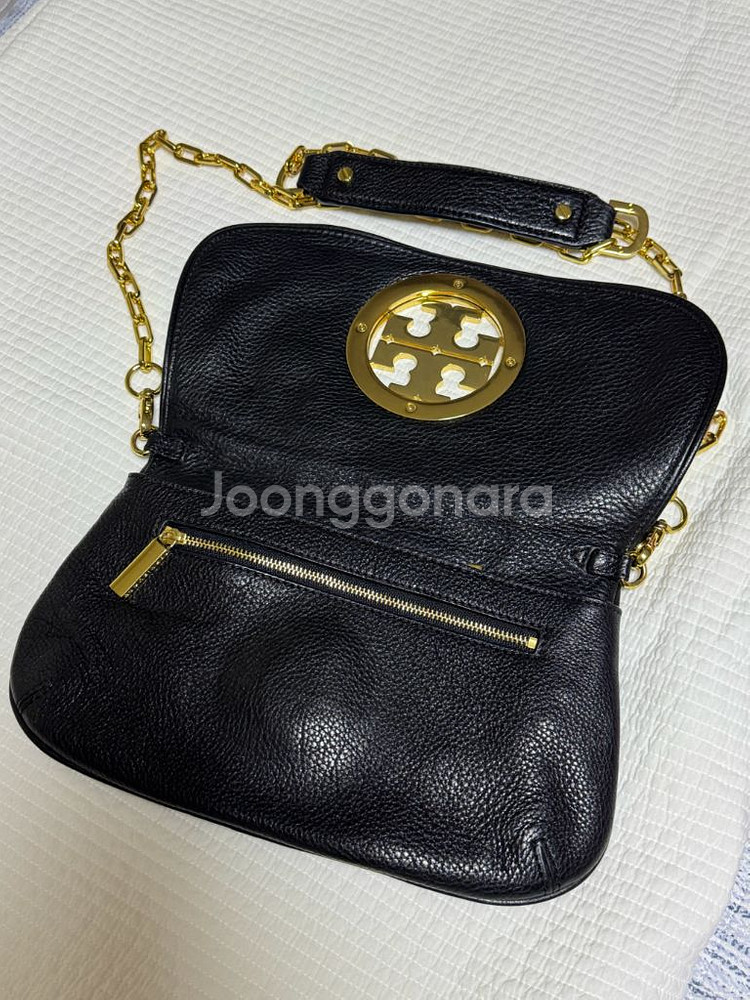 토리버치 블랙 가죽 체인백(아만다 클러치)--1