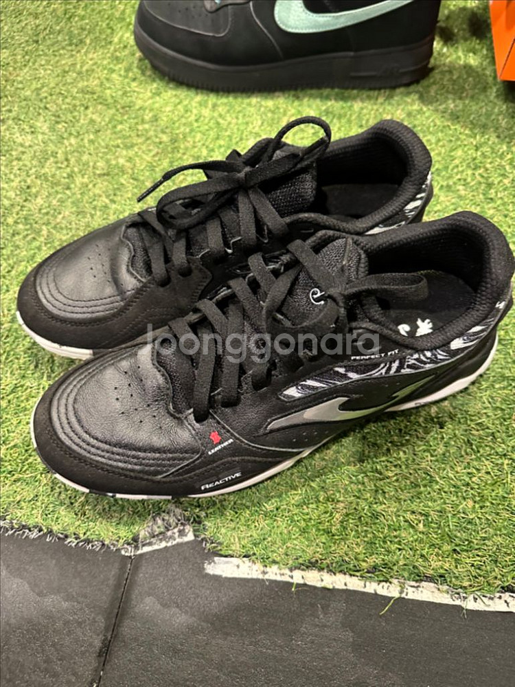 Joma 리액티브 풋살화275--0