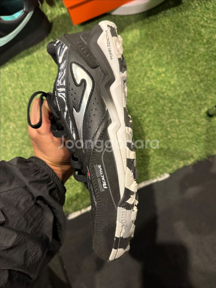 Joma 리액티브 풋살화275--1