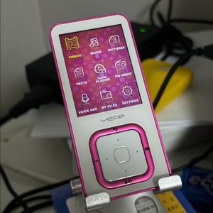 삼성 YEPP YP-Q3 MP3 플레이어(쿨거 7만)